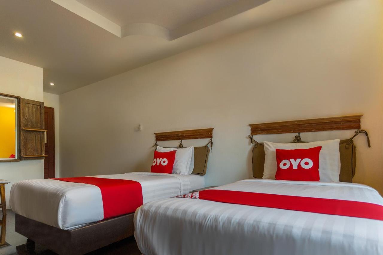 Yellow Tique Hotel Lampang Exterior photo