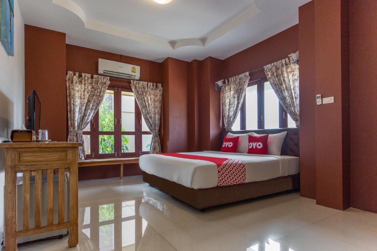 Yellow Tique Hotel Lampang Exterior photo