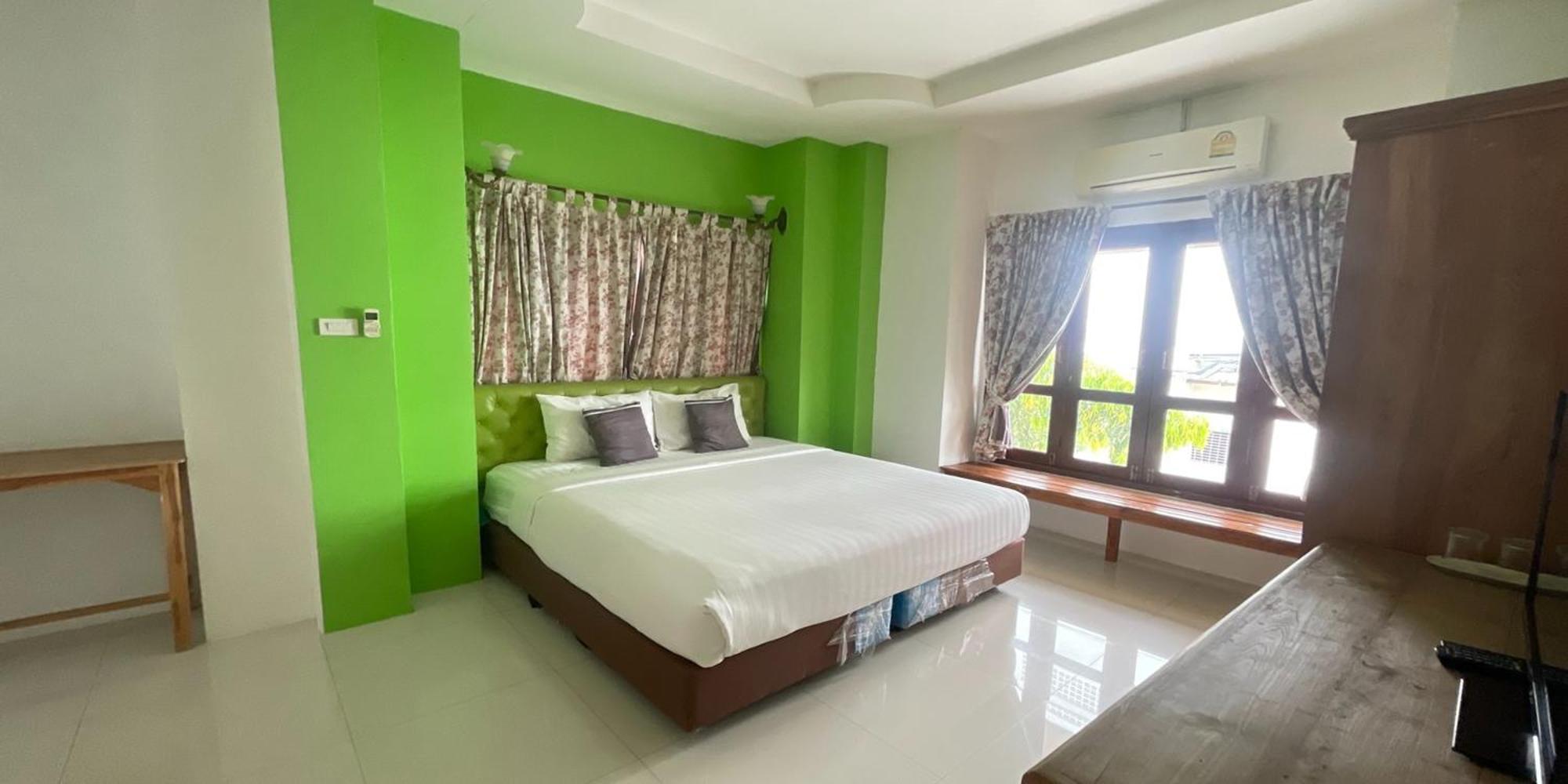 Yellow Tique Hotel Lampang Exterior photo