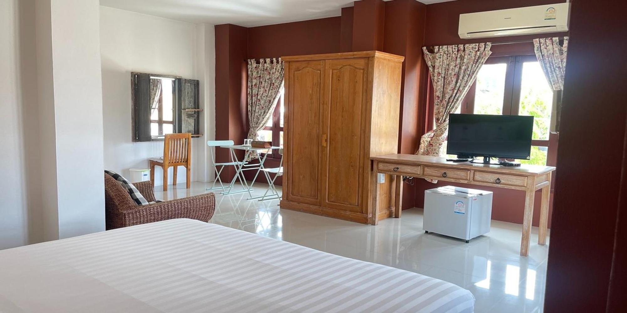 Yellow Tique Hotel Lampang Exterior photo