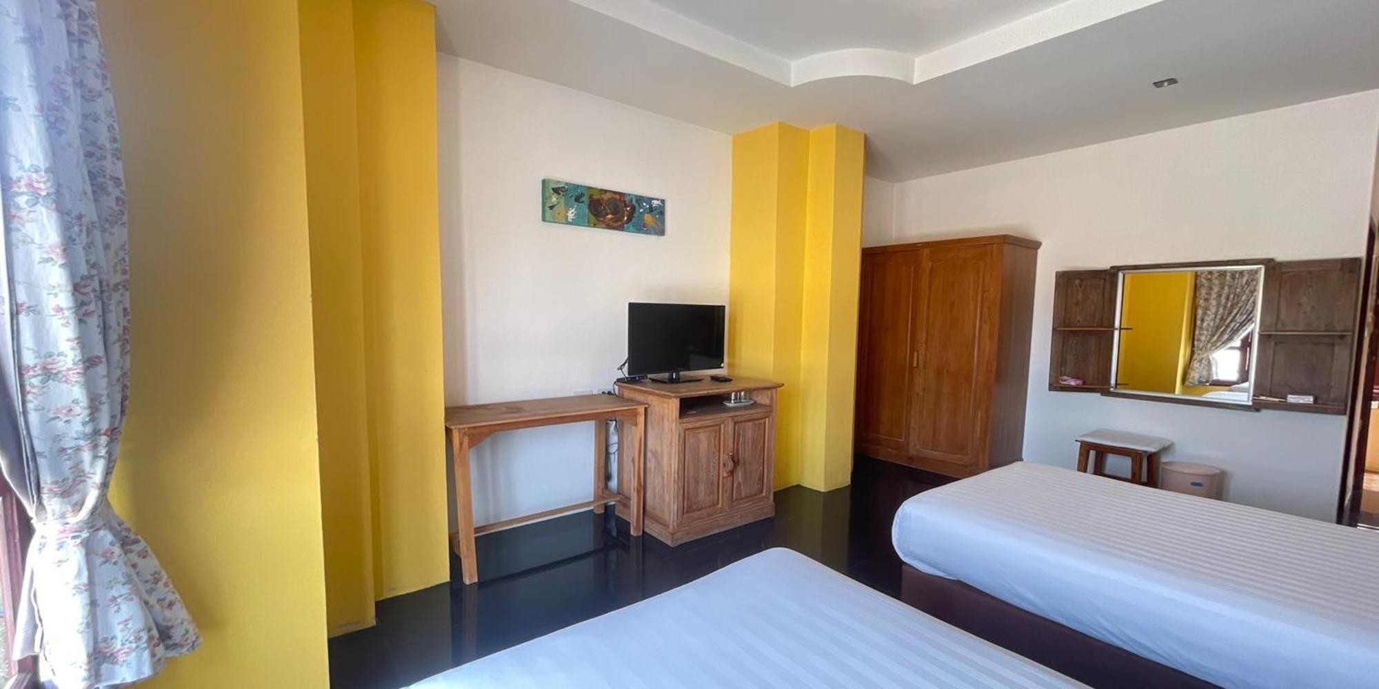 Yellow Tique Hotel Lampang Exterior photo